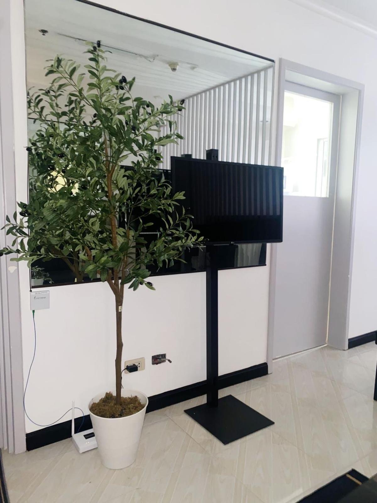 Cozy 2-Bedroom At South Of Market Soma Bgc Near Sm Aura, Market! Market! & Bonifacio High Street Taguig Ngoại thất bức ảnh